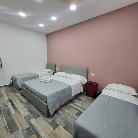 L'Approdo Di Dante Apartman Nápoly Kültér fotó