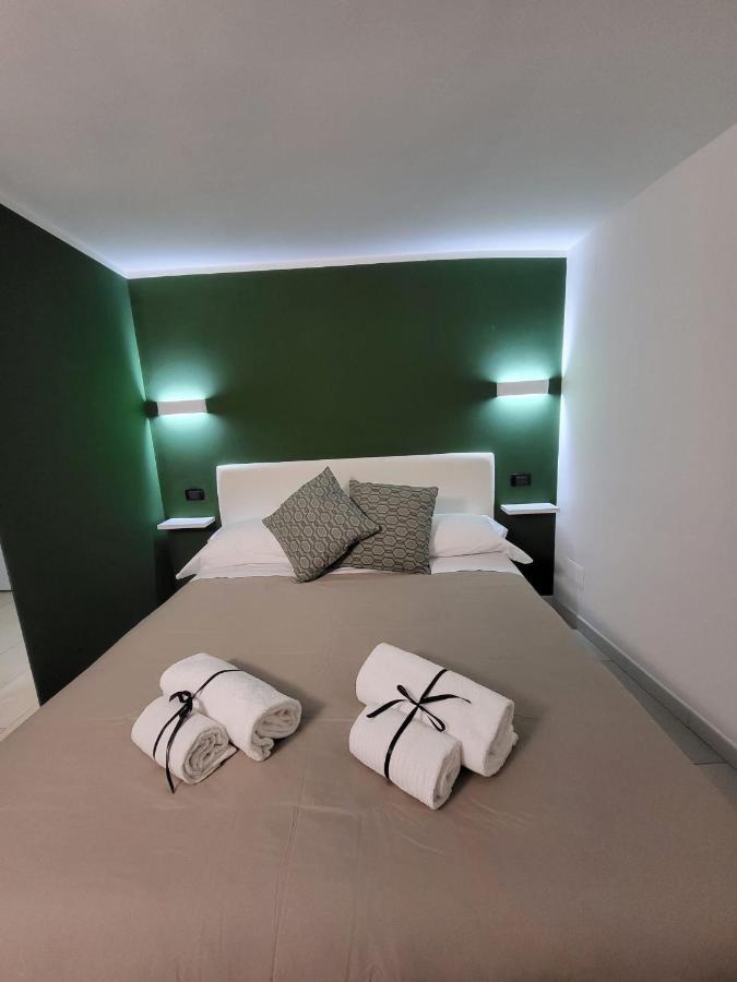 L'Approdo Di Dante Apartman Nápoly Kültér fotó
