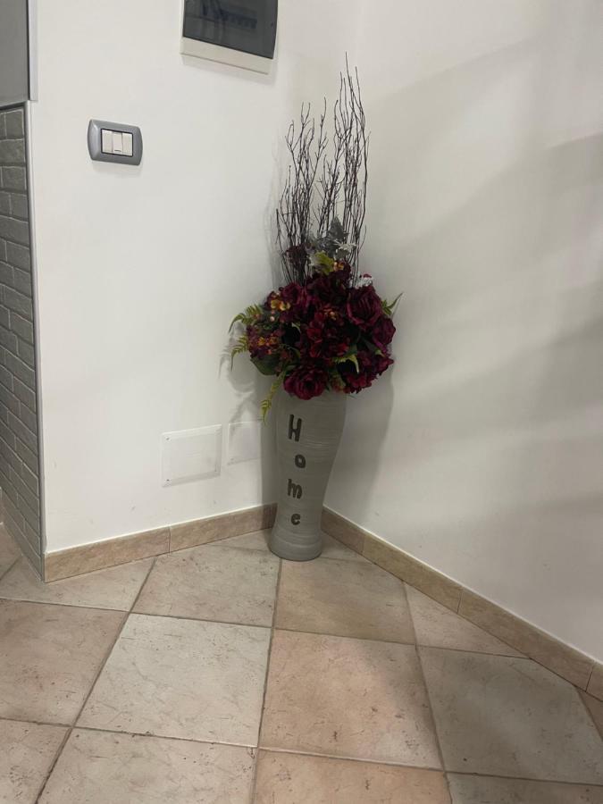 L'Approdo Di Dante Apartman Nápoly Kültér fotó