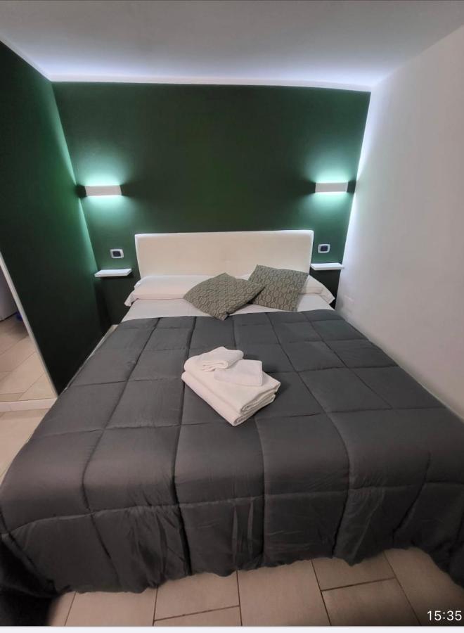 L'Approdo Di Dante Apartman Nápoly Kültér fotó