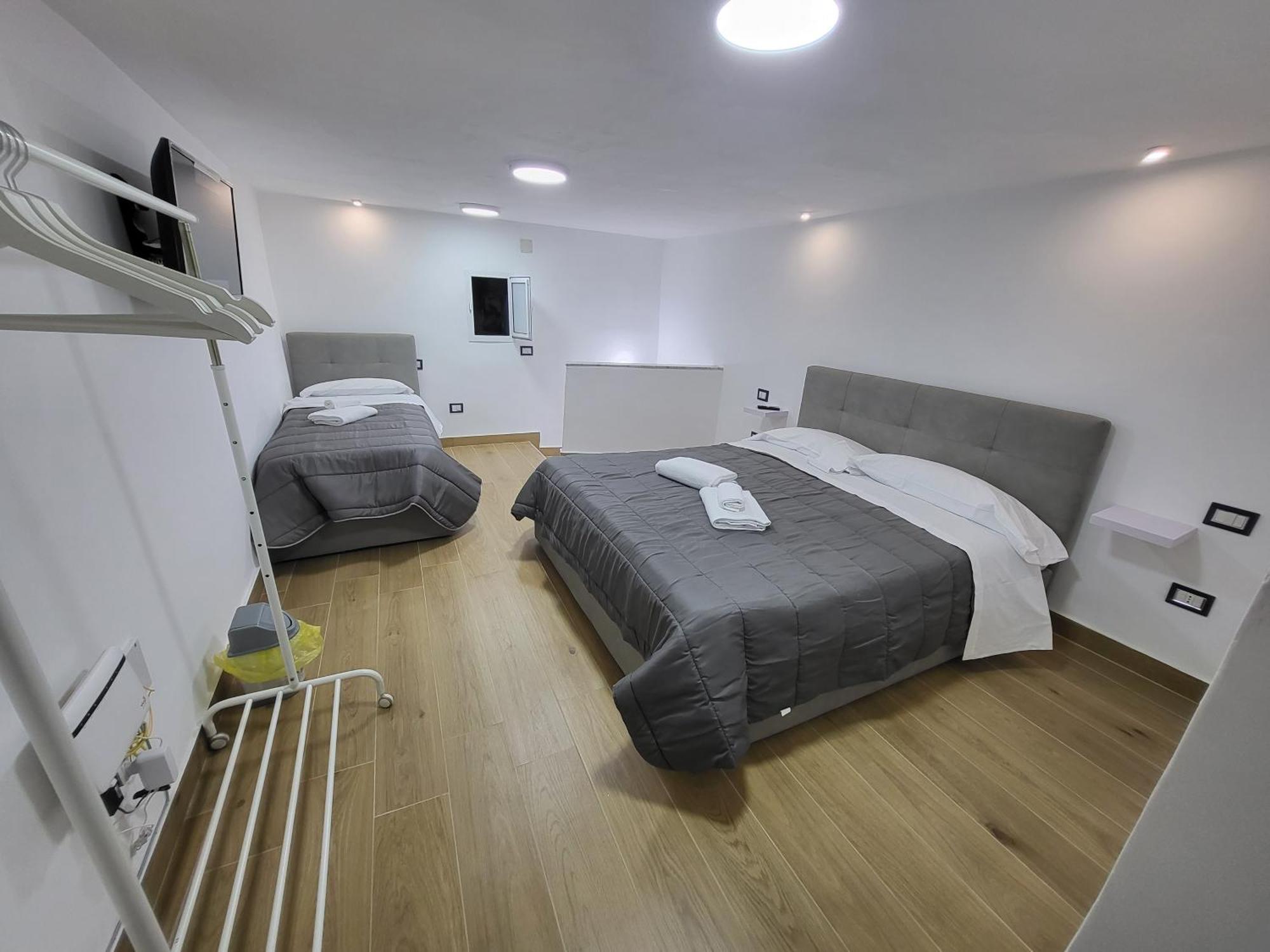L'Approdo Di Dante Apartman Nápoly Kültér fotó