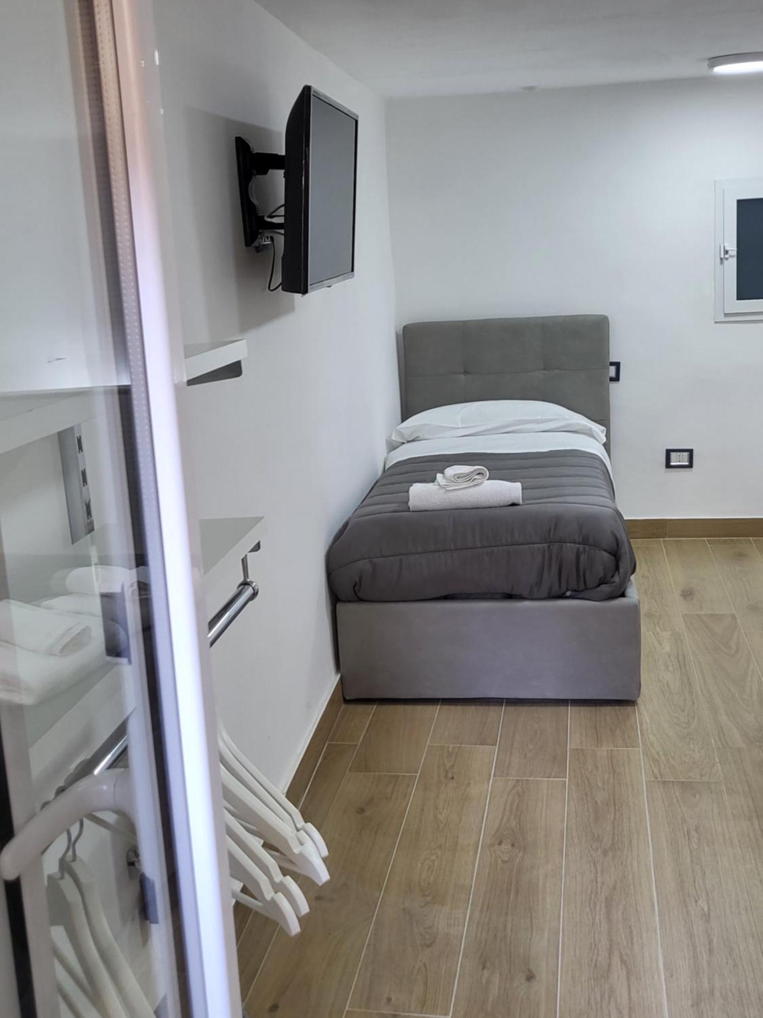 L'Approdo Di Dante Apartman Nápoly Kültér fotó