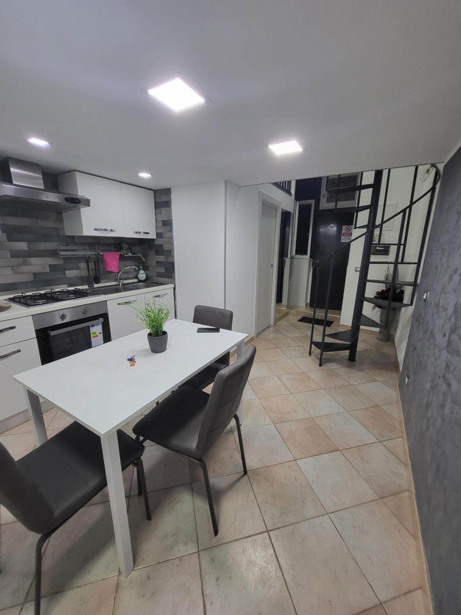 L'Approdo Di Dante Apartman Nápoly Szoba fotó