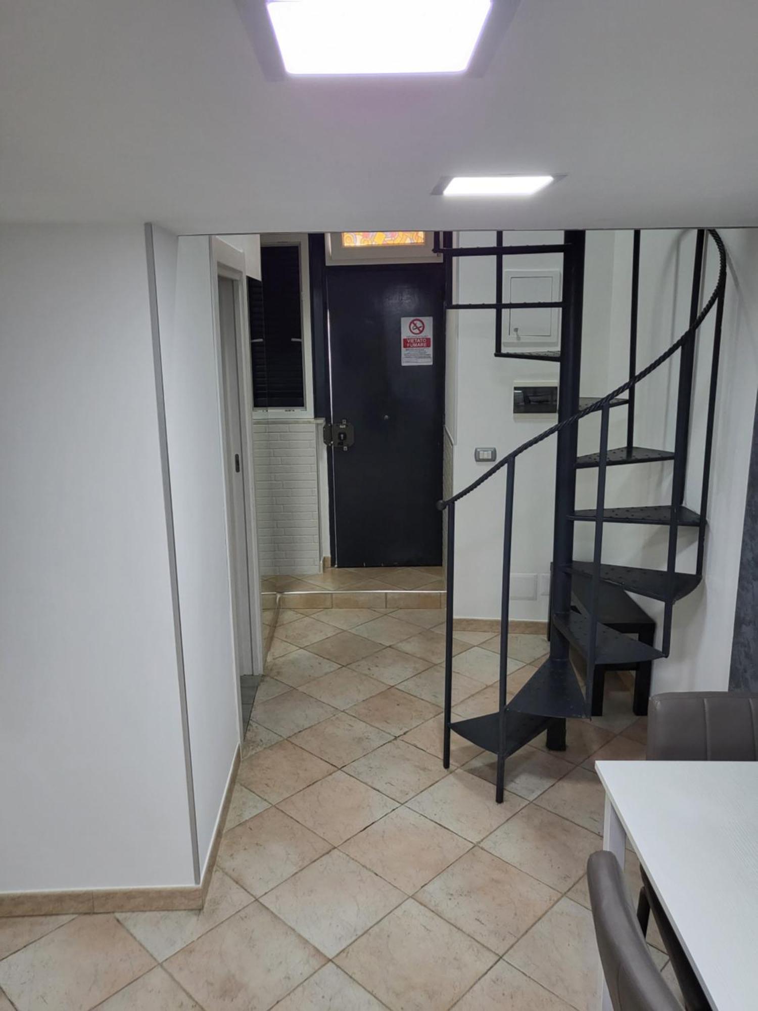 L'Approdo Di Dante Apartman Nápoly Szoba fotó